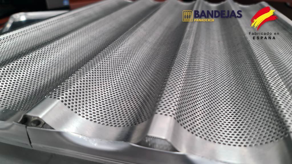 Bandejas acanaladas para pan