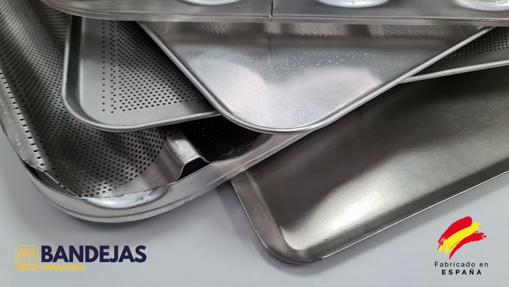 Bandejas 60x40 de aluminio para horno